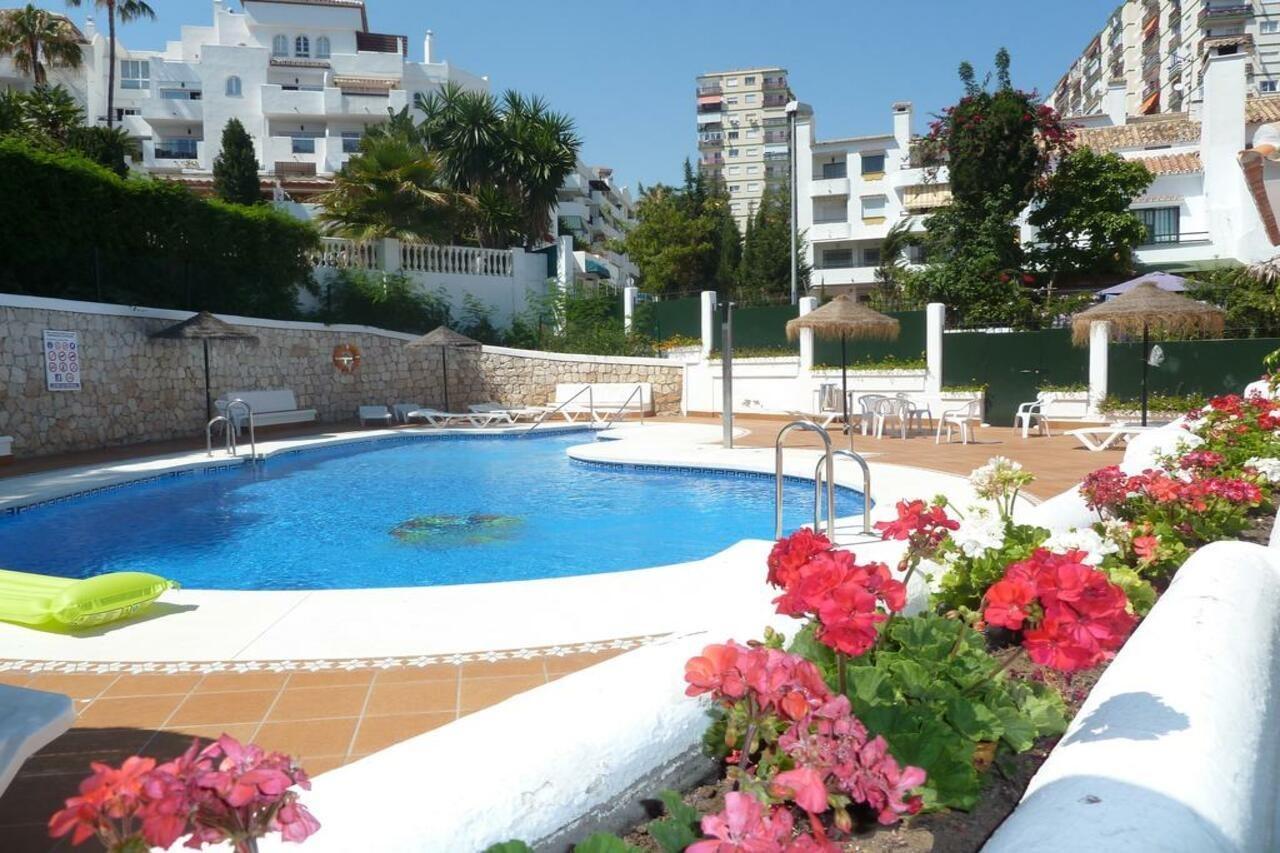 Apartamentos Pueblo Quinta Беналмадена Екстериор снимка