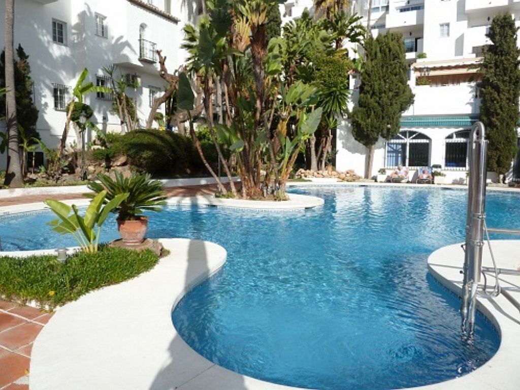 Apartamentos Pueblo Quinta Беналмадена Екстериор снимка