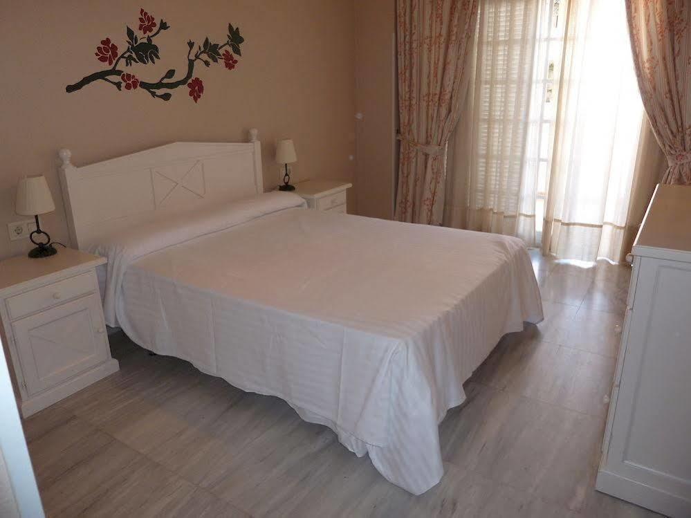 Apartamentos Pueblo Quinta Беналмадена Екстериор снимка