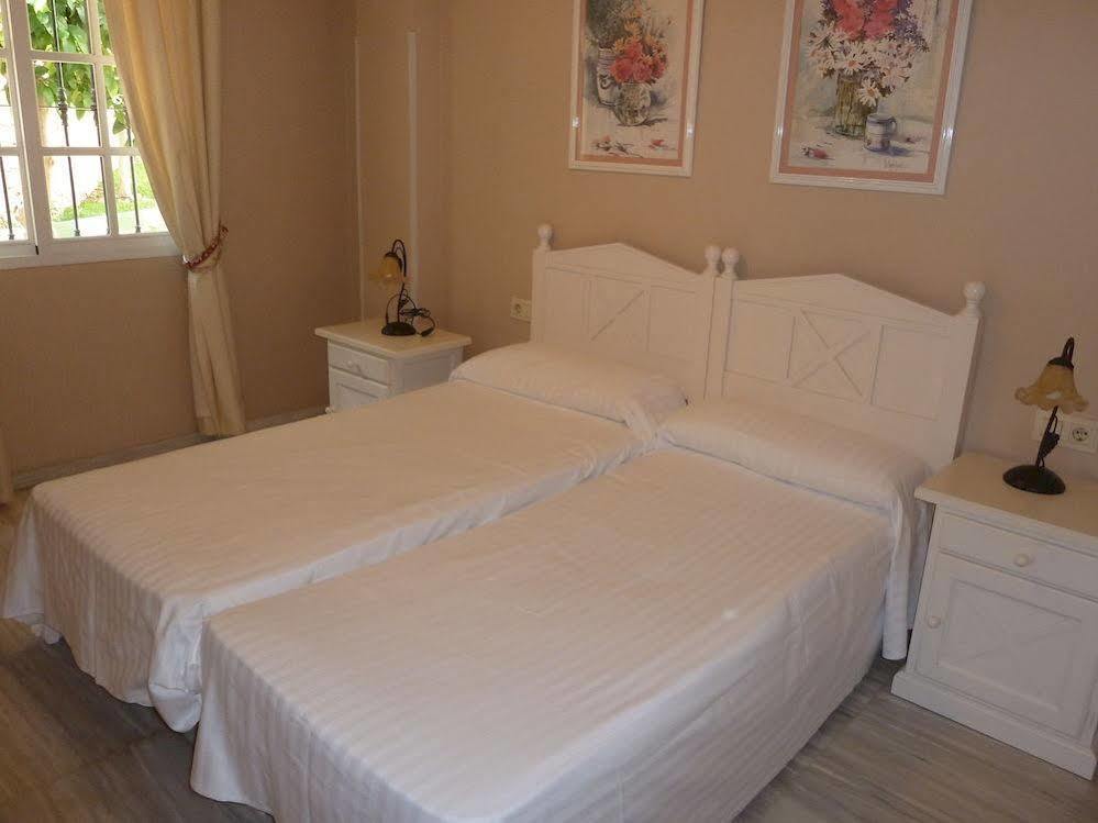 Apartamentos Pueblo Quinta Беналмадена Екстериор снимка
